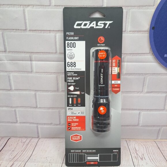 New Coast PX250 800 Lumens Twist Focusing 6 Modes LED Flashlight W/Batteries - Picture 1 of 9